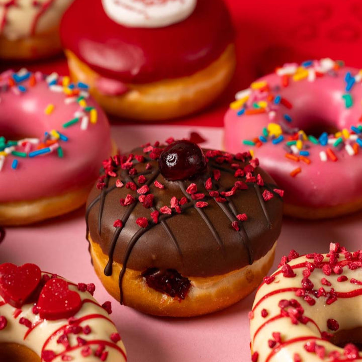 "Spécial Saint-Valentin" coffret cadeau de mini donuts (VG)