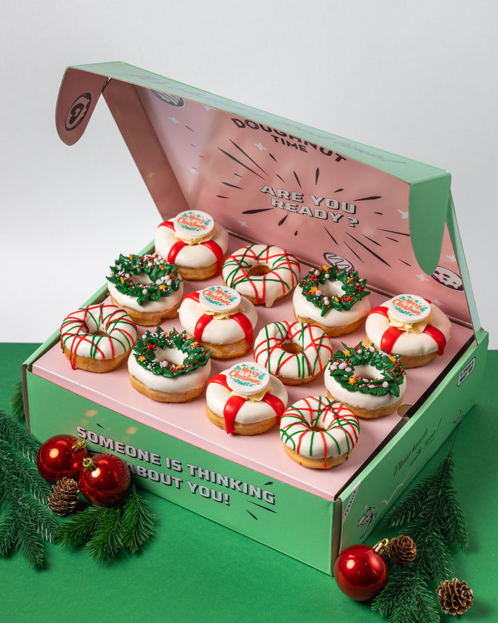 Glutenfriendly Christmas mini doughnut gift box
