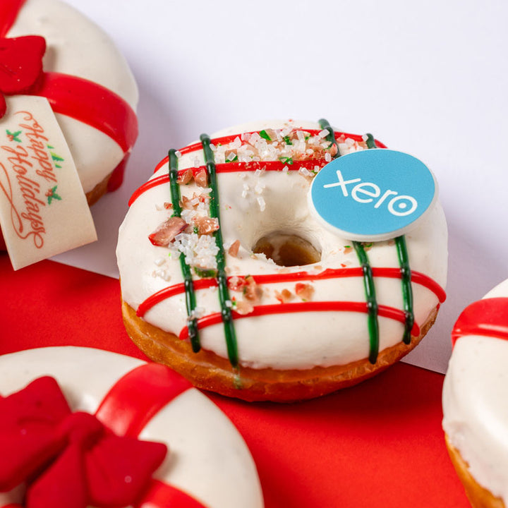 Corporate "Happy Holidays" boîte cadeau de donuts avec logo (vegan)