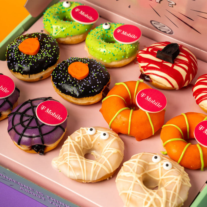 Halloween Office Box – 24 donuts with logo (vegan)
