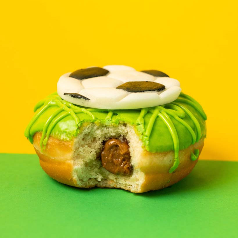 Boîte cadeau de beignets de football (végétalien)