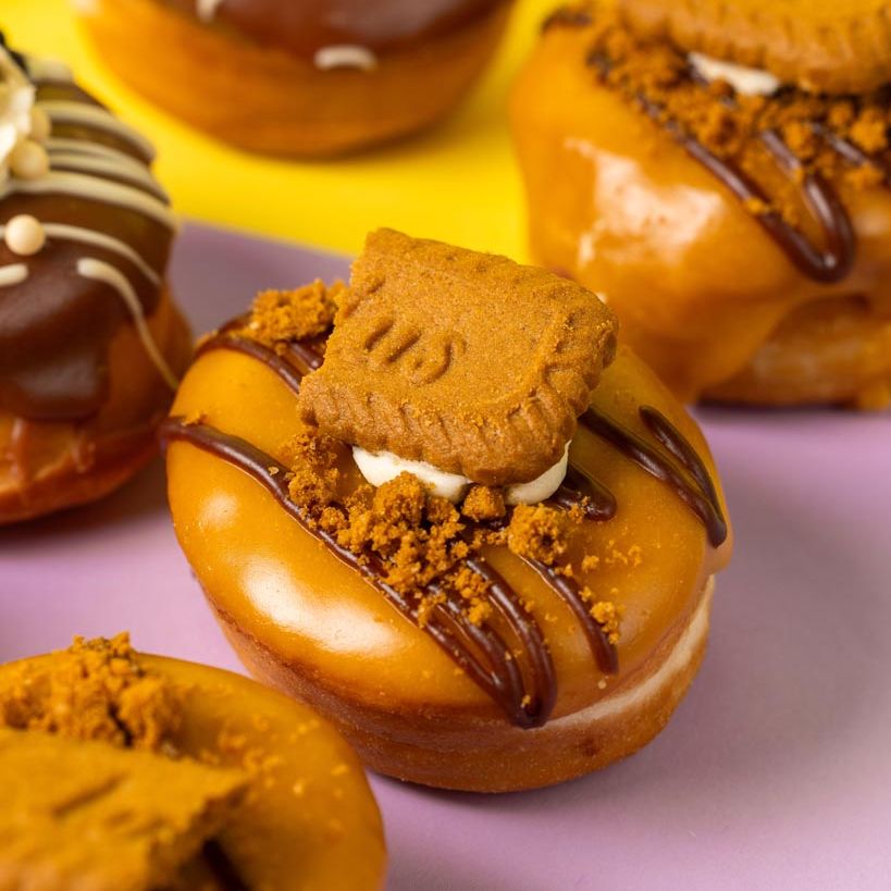 "Caja de regalo mini donuts "Llenos de amor
